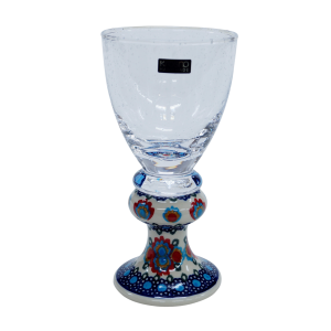 Wine glass with bubbles (A22 D82)    
