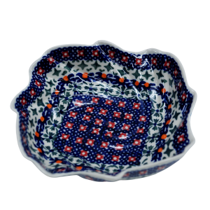 Small curly bowl (A75 D21)