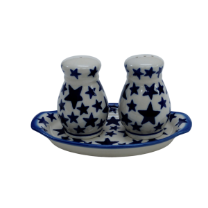 Salt and pepper shakers (A12 D45)