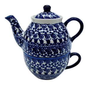 Teapot with a cup (A347 D25)