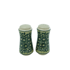 Salt and pepper shakers (A16 D49)