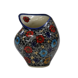 Seashell vase (A105 D66)  