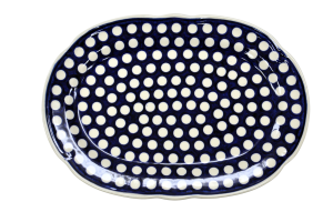 Oval platter with relief (A262 D64)     