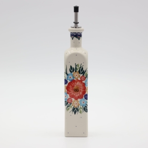 Olive oil bottle with pourer square (A544 D60)           