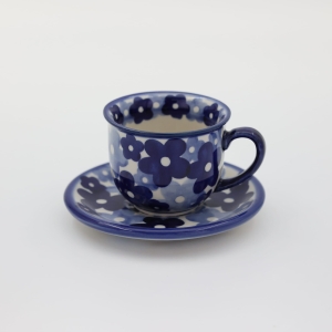 Cup and saucer (A274 D126)        