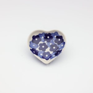 Heart saucer (A7 D126)   