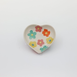Heart saucer (A7 D125)    
