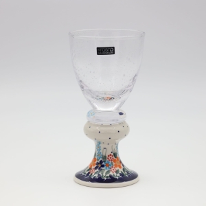 Wine glass with bubbles (A22 D23)      