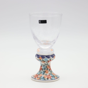 Wine glass with bubbles (A22 D54)        