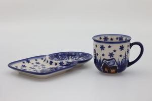Cup with tray.  Breakfast set. (A59 D132)   