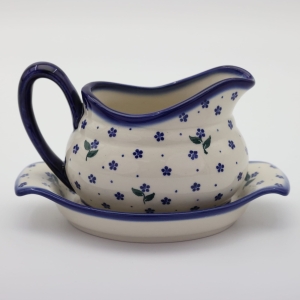 Sauce boat with a tray (A37 D122)  