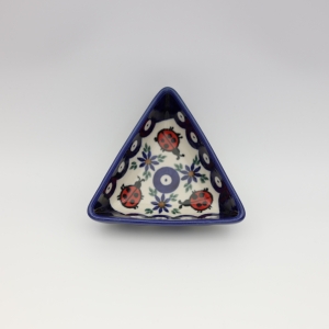 Small triangle bowl  (A450 D105) 