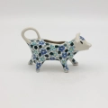 This unique piece was crafted from the highest quality stoneware and hand-decorated using the traditional stamping method, which guarantees that every single item possesses its own unique character and soul.