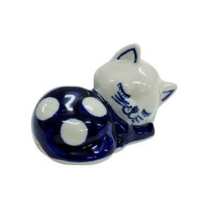 Sleepy kitty (A412 D64)