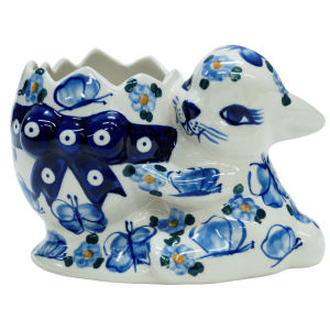 Bunny with egg (A253 D13)