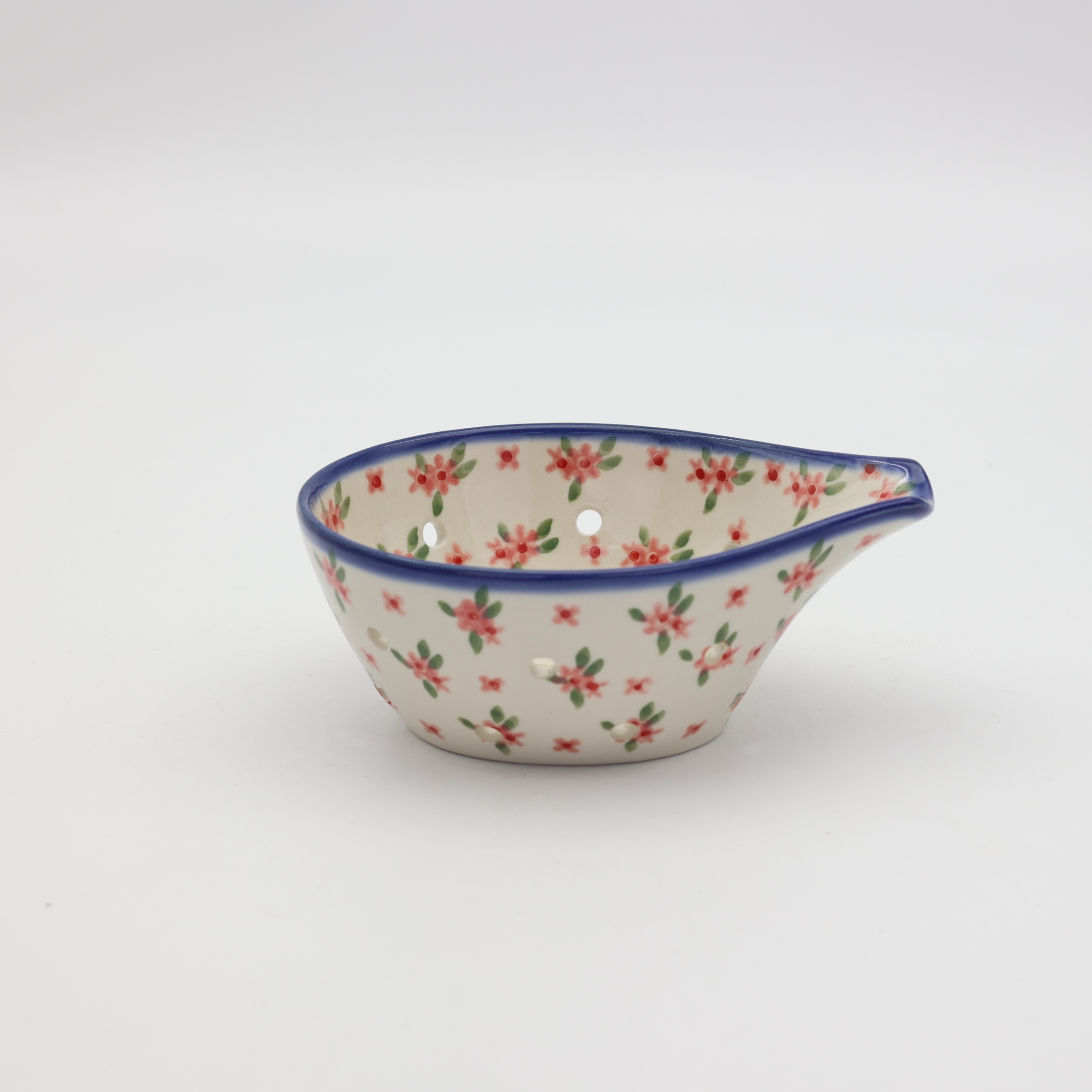 Ceramic colander / strainer A506 D141 – hand-painted Bolesławiec pottery, practical and decorative for draining pasta, vegetables, and fruits.