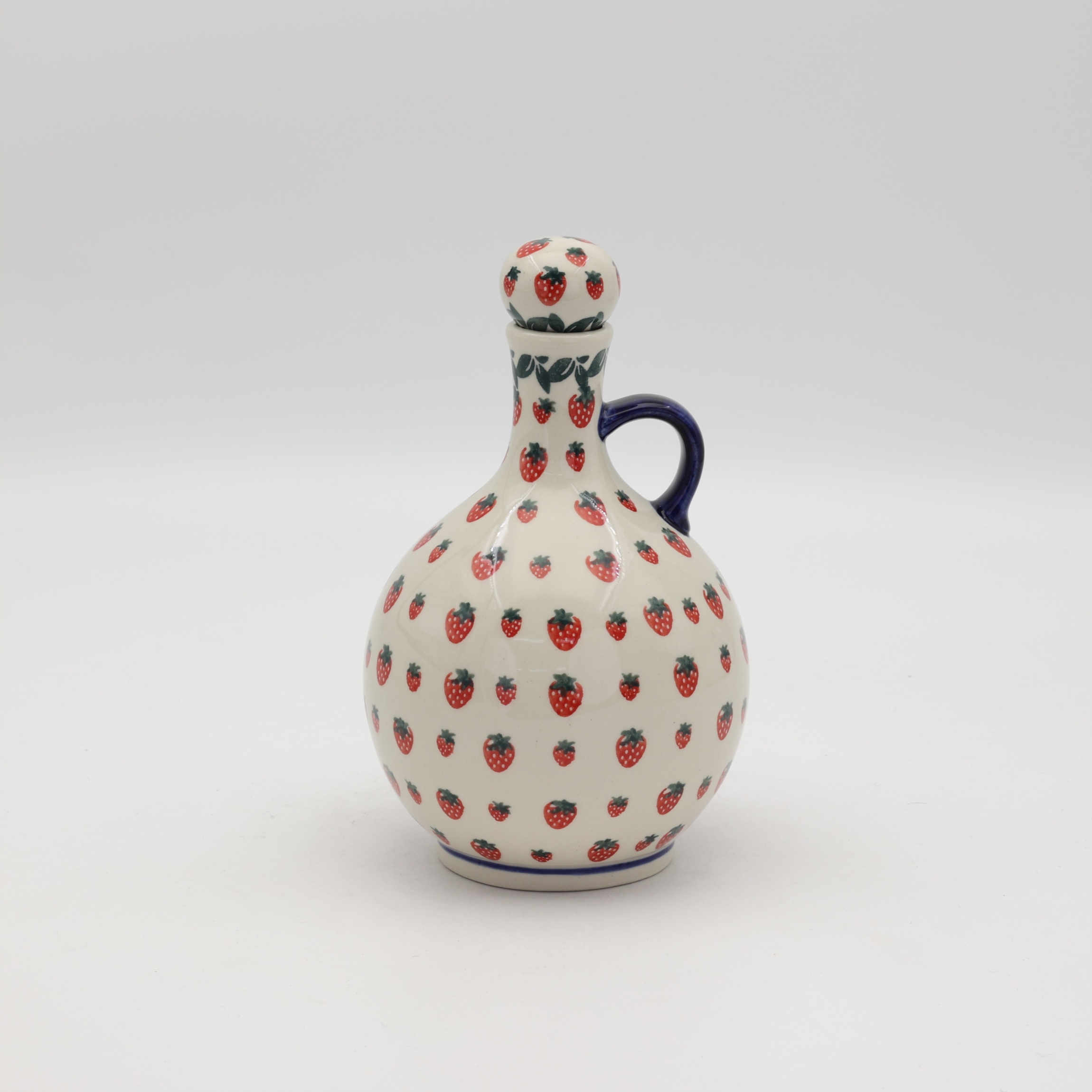 Hand-painted large kitchen utensil holder made from traditional Bolesławiec pottery. Perfect for storing spoons, spatulas, and kitchen accessories.